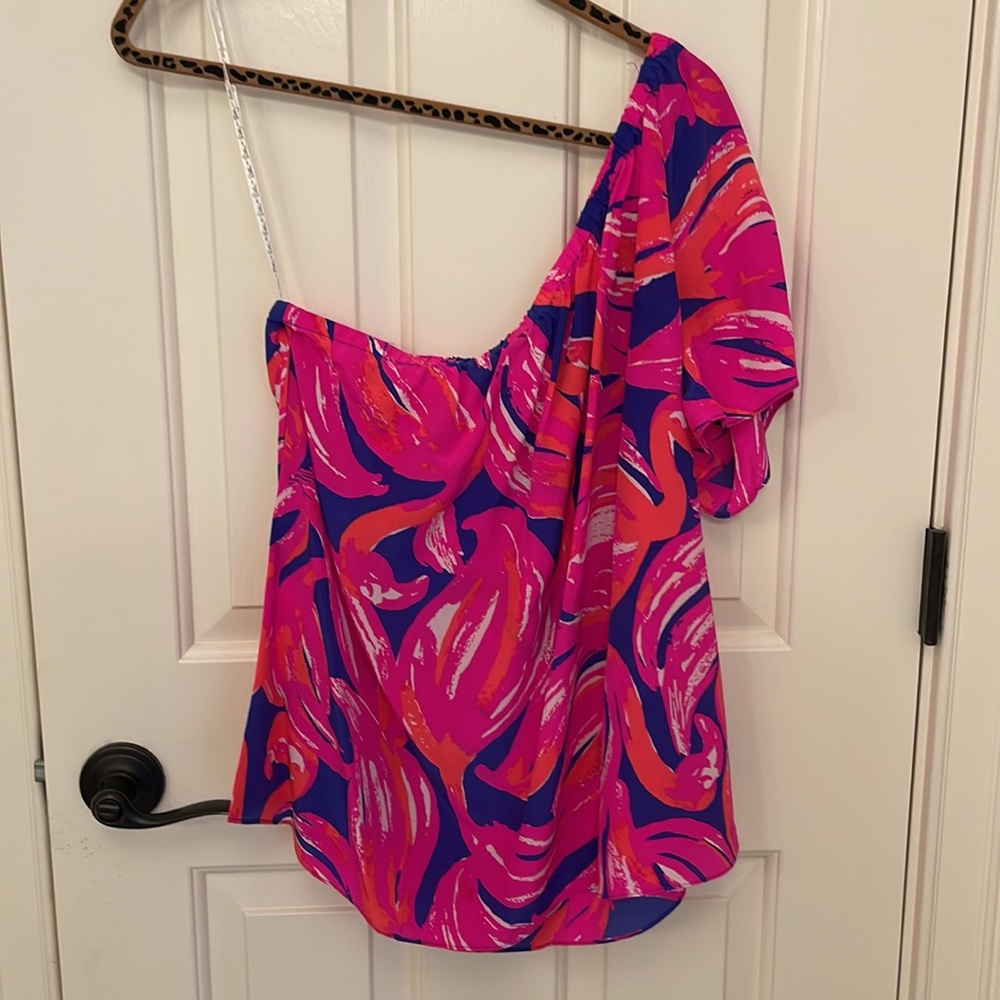 Lilly Pulitzer Sz Lg one-shoulder blouse